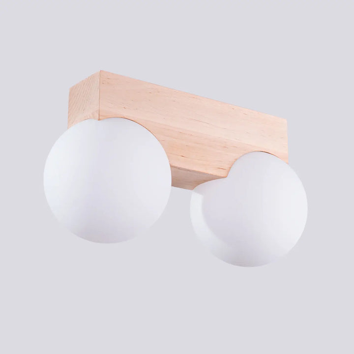Luminaire plafonnier bulbo 2 en bois naturel avec deux globes en verre dépoli combinaison naturelle et forme minimaliste