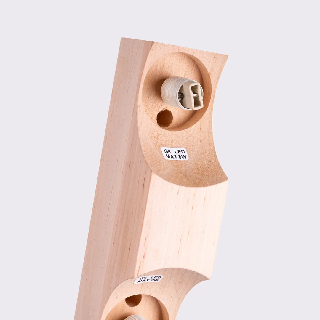 Luminaire plafonnier applique bois naturel avec forme minimaliste et deux douilles g9 led 8w max pour combinaison naturelle
