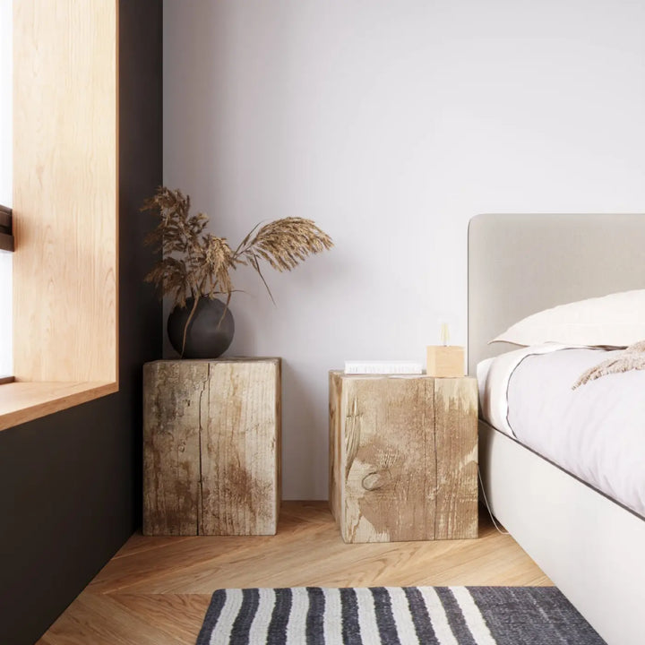Rustic wooden nightstands with visible grain and weathered texture complement plafond ariz bois naturel for sentez mieux ambiance