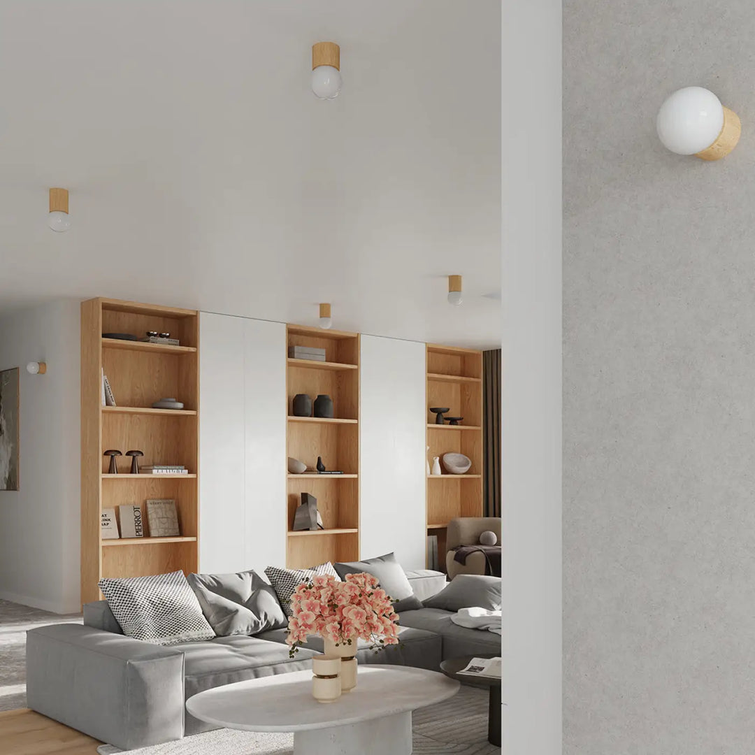 Luminaire plafonnier boomo 12 avec lampes boomo en verre dépoli et bois finition chaude pour un style raffiné minimalisme scandinave