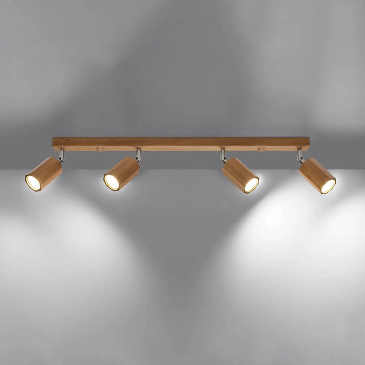 Plafonnier zeke en bambou finition chêne avec quatre spots réglables style loft lampe zeke naturelle et élégante