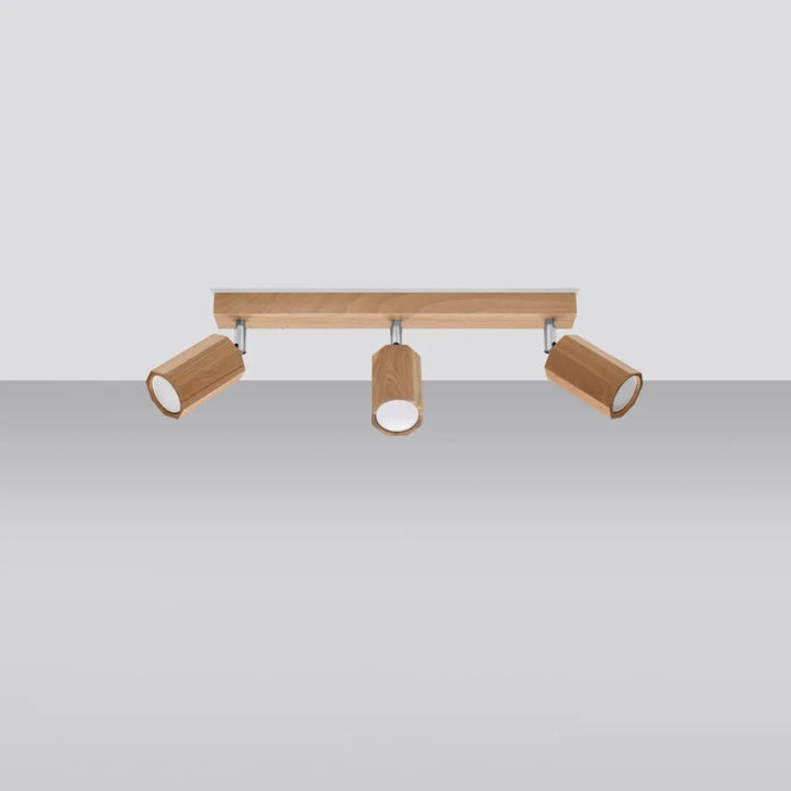 Plafonnier zeke 3 en chêne avec trois abat-jours cylindriques en bois naturel sur barre métallique moderne