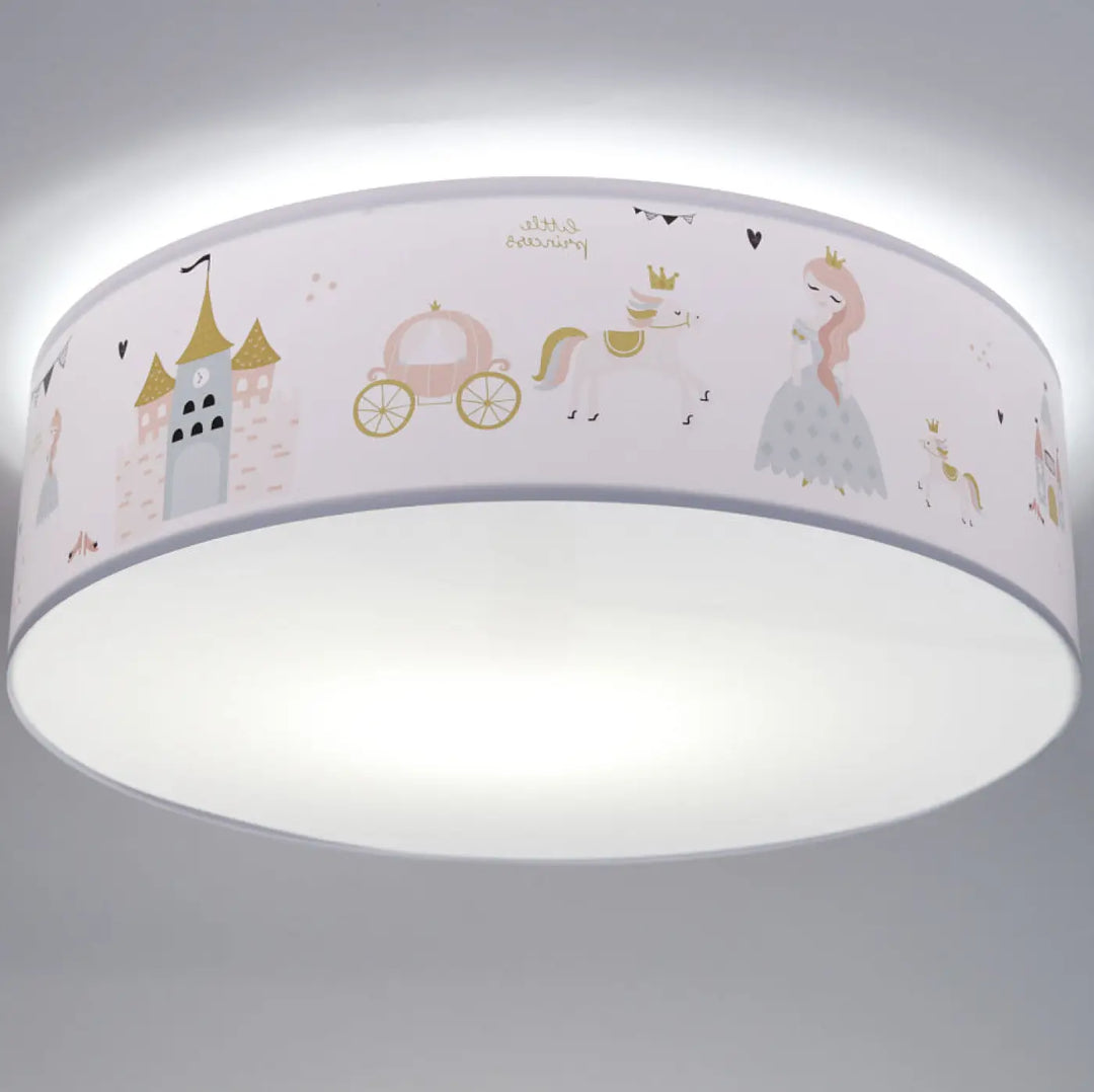 Luminaire plafonnier chambre fille avec abat-jour en tissu blanc illustré de châteaux princesse et licornes pastel