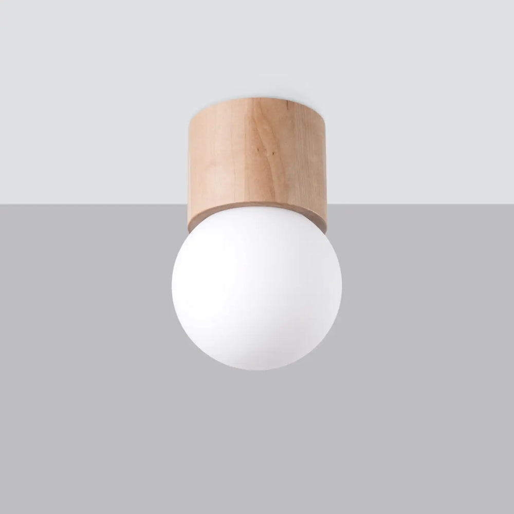 Luminaire plafonnier boomo 8 avec base cylindrique en bois naturel et globe en verre dépoli blanc style raffiné minimalisme scandinave