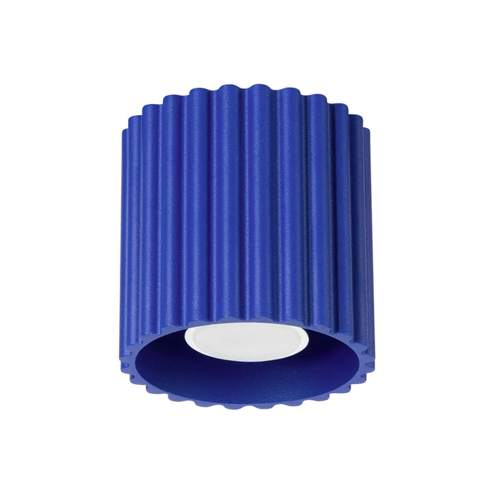 Luminaire plafonnier aura 1 ultramarine bleu cylindre avec texture cannelée et forme unique inspirée blanc au bas