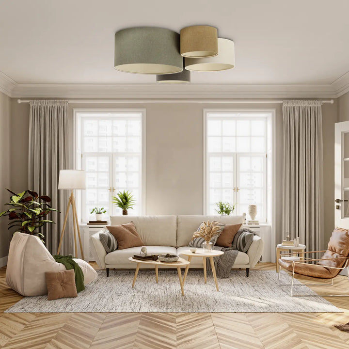 Luminaire plafonnier 4flames boho elegant avec trois abat-jours cylindriques superposés en tons naturels vert gris crème ecru