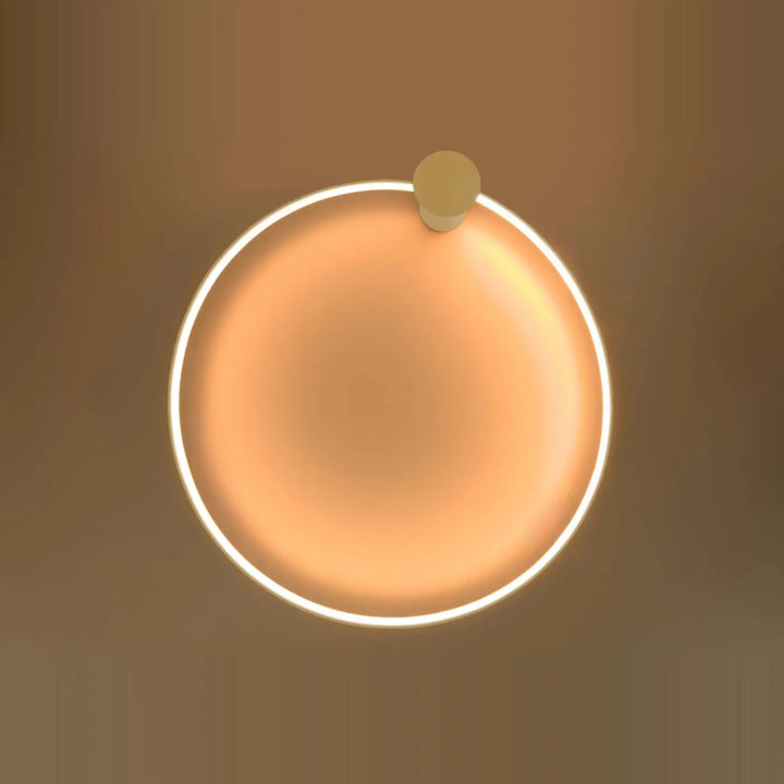 Plafonnier rio 55 doré avec module led anneau blanc lumineux design unique et finition matte en or