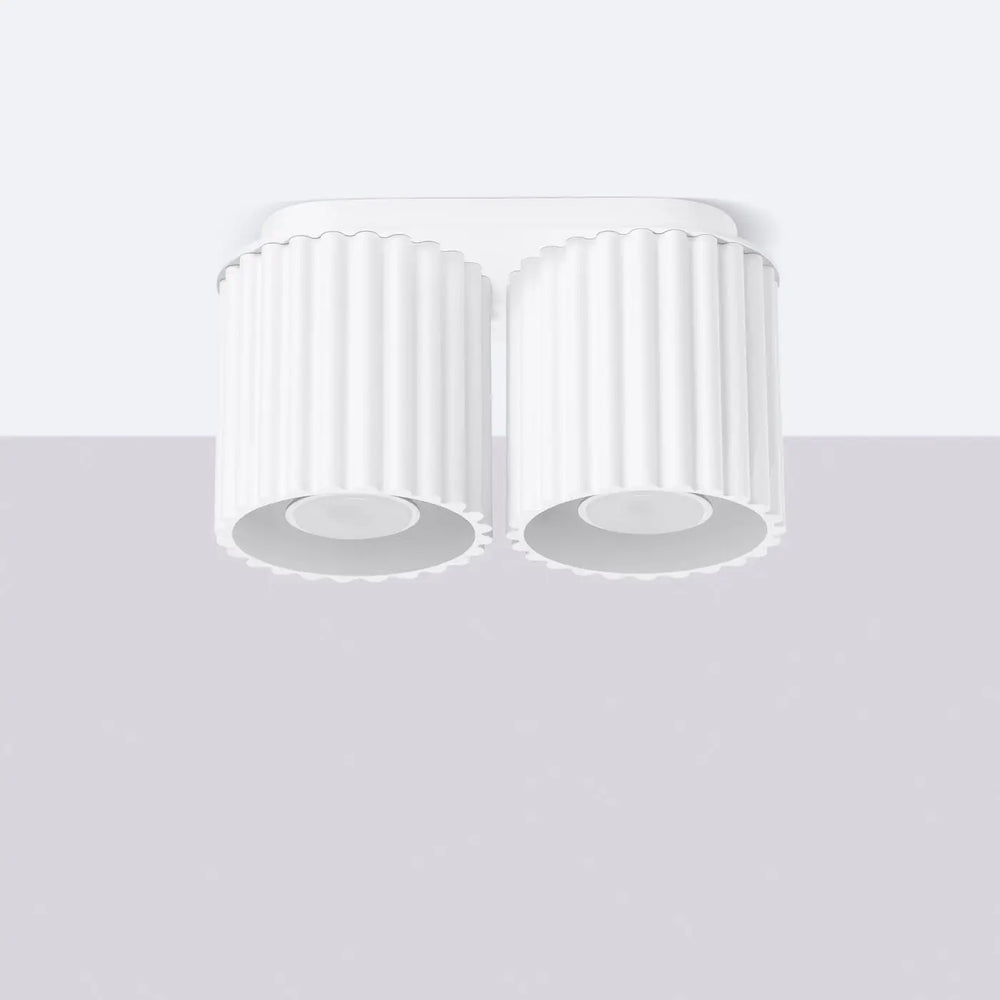 Plafonnier aura 2 blanc avec forme unique inspirée et abat-jour cylindrique cannelé pour éclairage intérieur élégant