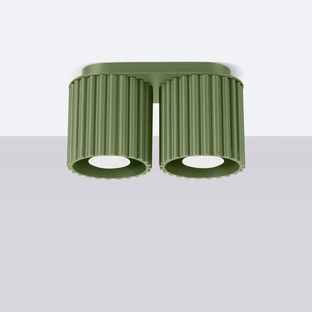 Luminaire plafonnier aura 2 vert olive avec forme unique inspirée, bras doubles, abat-jour cylindrique cannelé et led intégrées