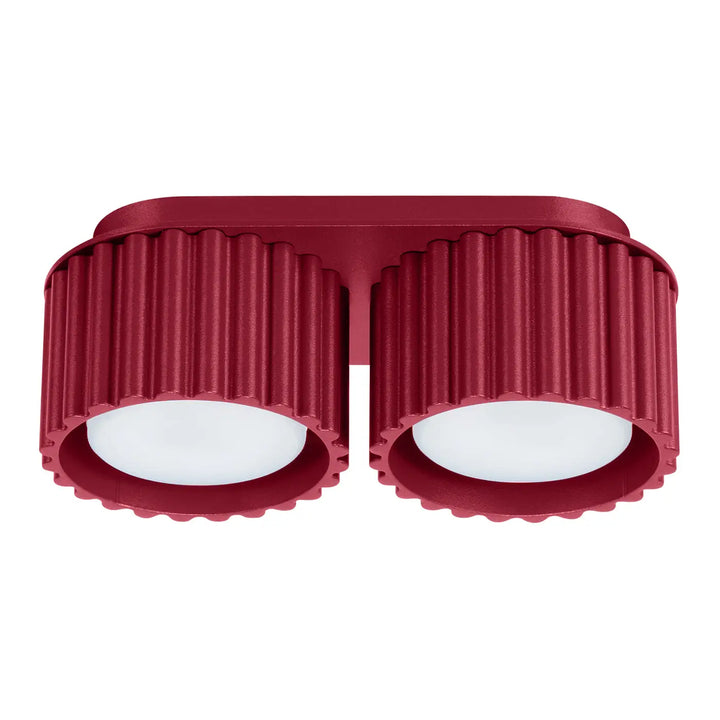 Plafonnier aura 2 bordeaux avec forme unique inspirée en métal cannelé rouge et ampoules led blanches circulaires
