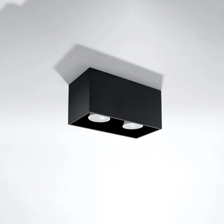 Plafonnier quad maxi noir rectangulaire avec deux ampoules led blanches pour un éclairage moderne en bois naturel