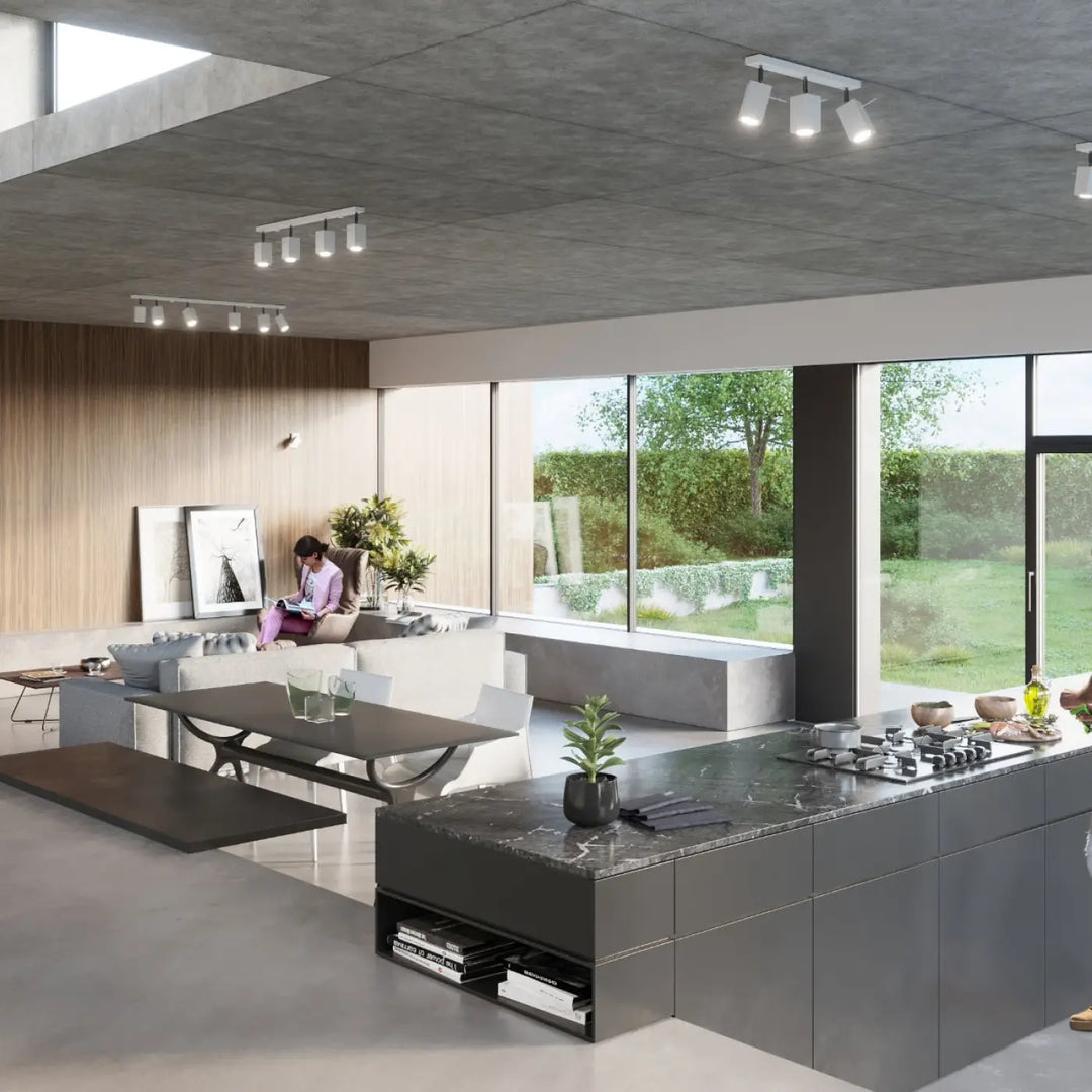 Luminaire plafonnier merida 2 blanc avec spots merida éclaire une cuisine moderne avec îlot en marbre gris anthracite