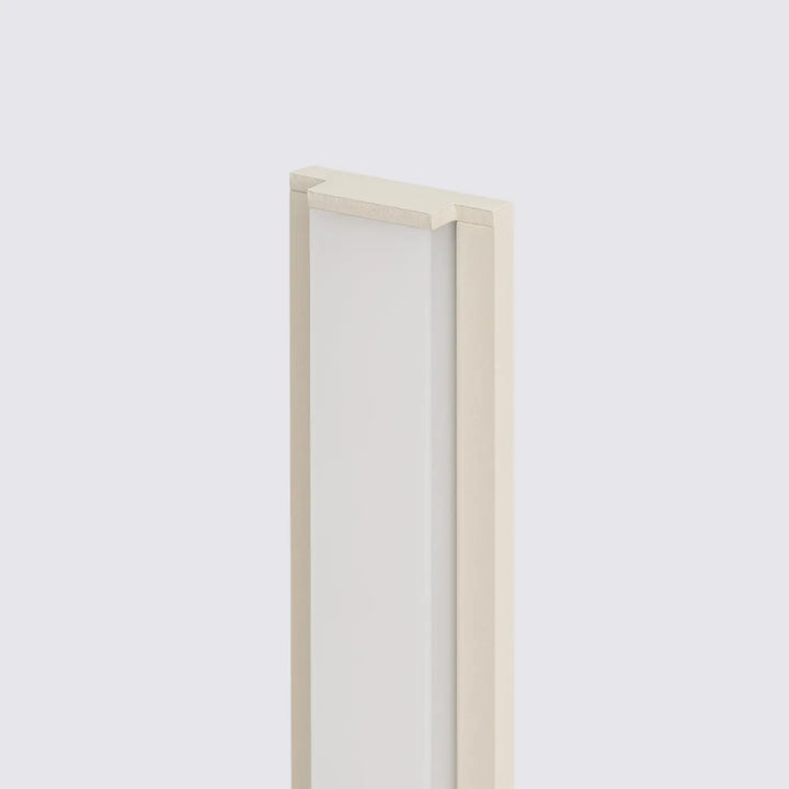 Applique murale lahti beige avec panneau en verre dépoli allie design moderne et fonctionnalité pratique
