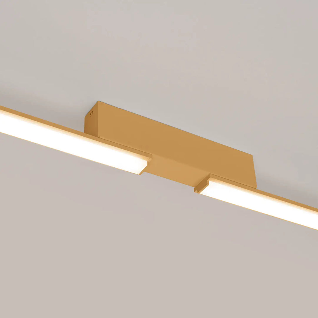 Luminaire plafonnier lagom 3000k doré avec design minimaliste et excellente finition de la collection lagom allie