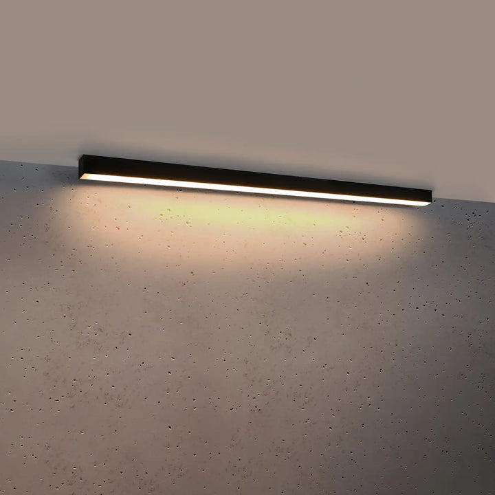 Luminaire plafonnier pinne 118 noir avec lampe suspendue design moderne émettant une lumière blanche chaude 3000k