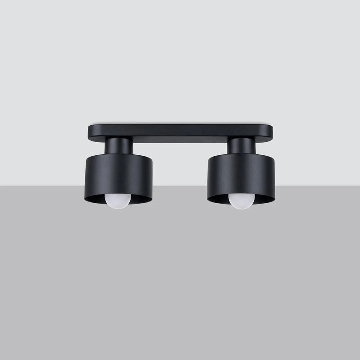 Luminaire plafonnier savar 2 noir avec deux têtes cylindriques mates intégrées lampy z linii savar przyciągają uwagę jednocześnie emanują prostotą