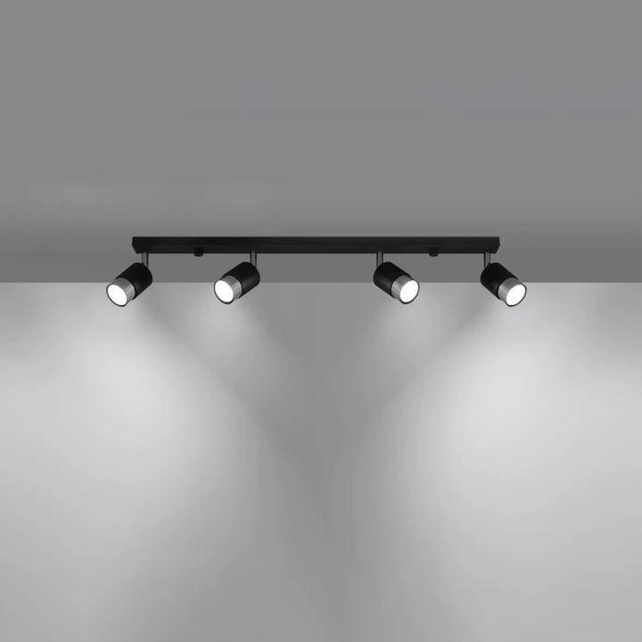 Plafonnier applique moderne nero 4 noir avec quatre spots réglables en chrome pour un éclairage ciblé contemporain