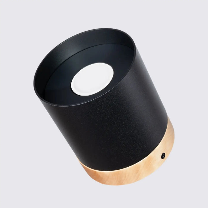 Luminaire plafonnier rif noir cylindrique avec finition mate et base en bois naturel pour solutions déclairage modernes