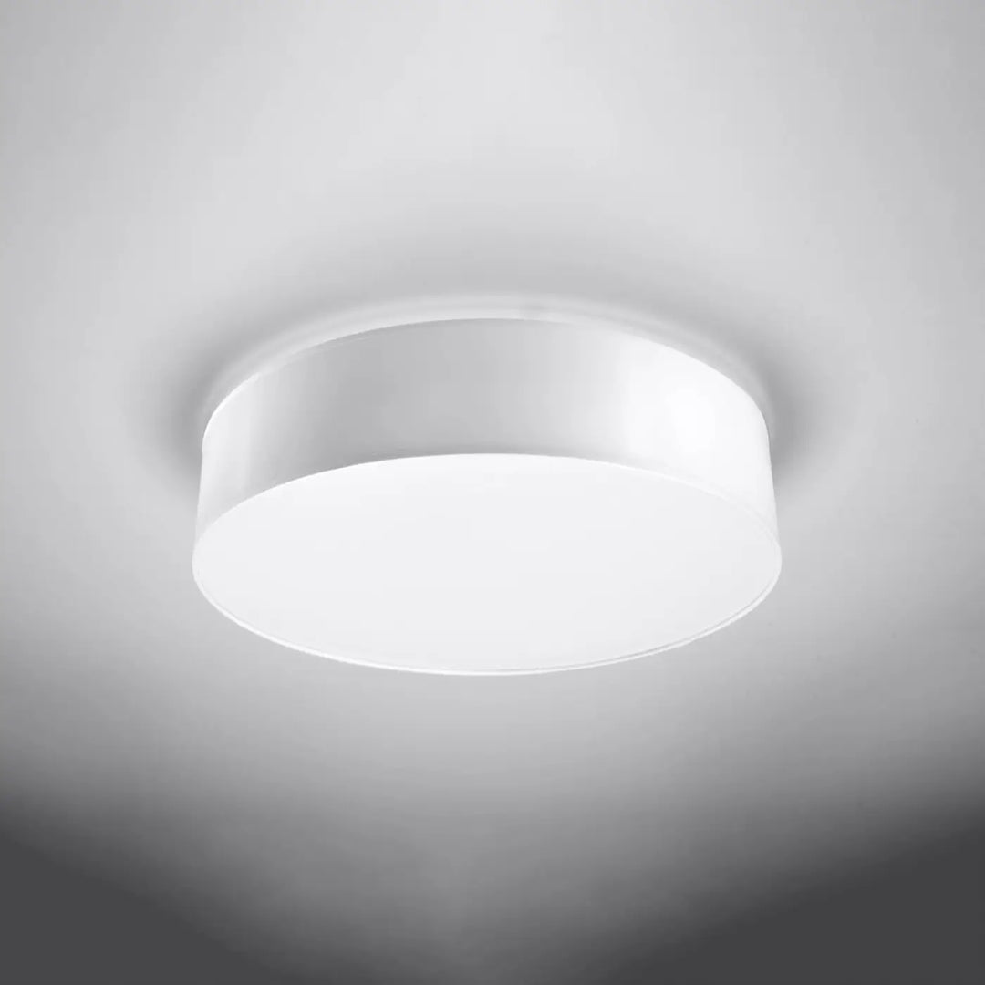 Plafonnier rond blanc arena 45 avec forme riche pour un éclairage polyvalent et design moderne