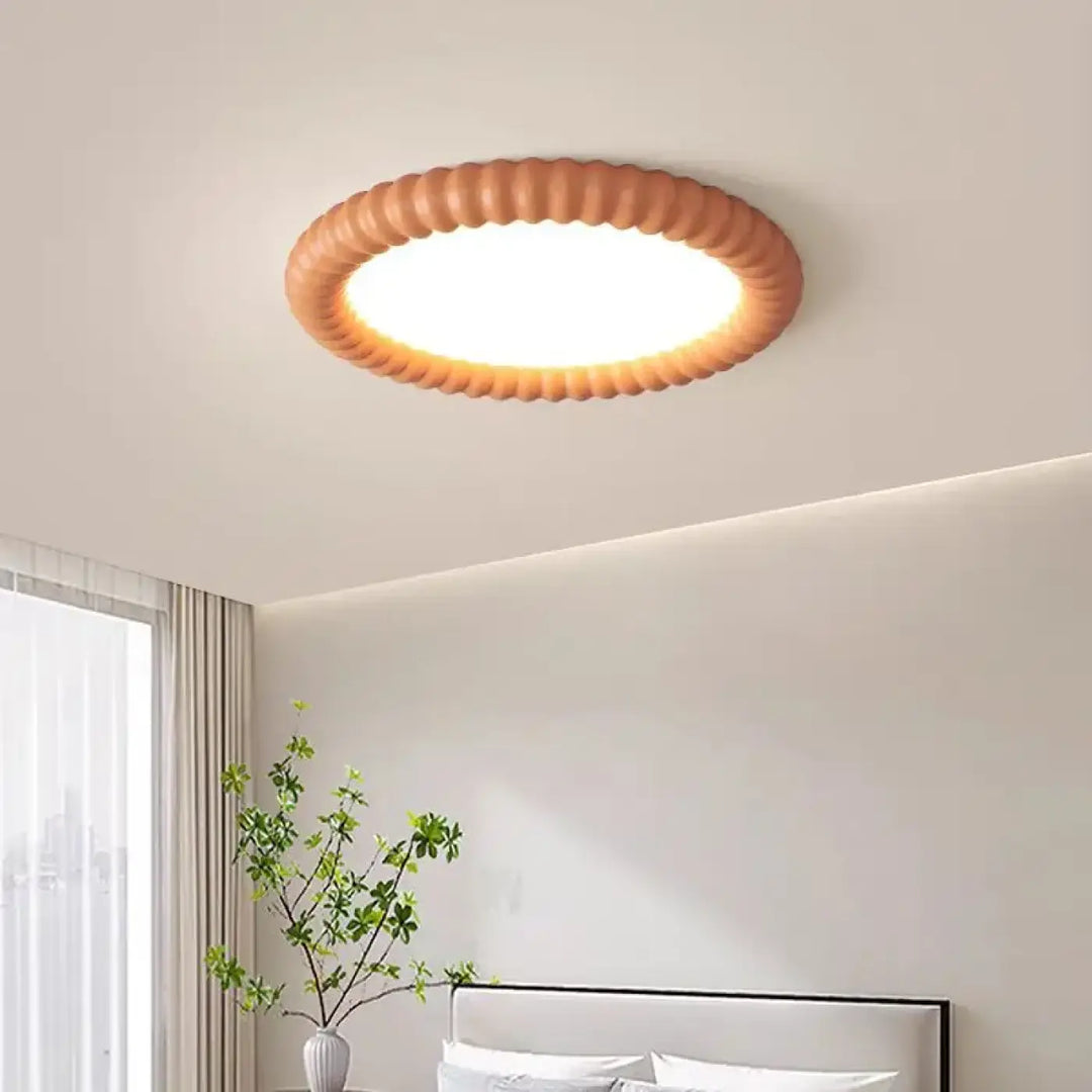 Luminaire plafonnier annela avec contour cannelé chaleureux et éclairage doux pour un design élégant