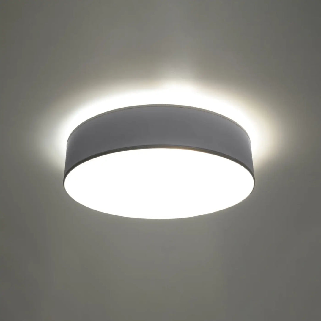 Plafonnier rond arena 45 gris avec diffuseur blanc et éclairage polyvalent à forme riche pour intérieur moderne
