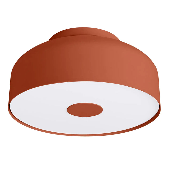 Plafonnier omiq rouge ocre avec diffuseur blanc et découpe centrale allie simplicité et design exceptionnel