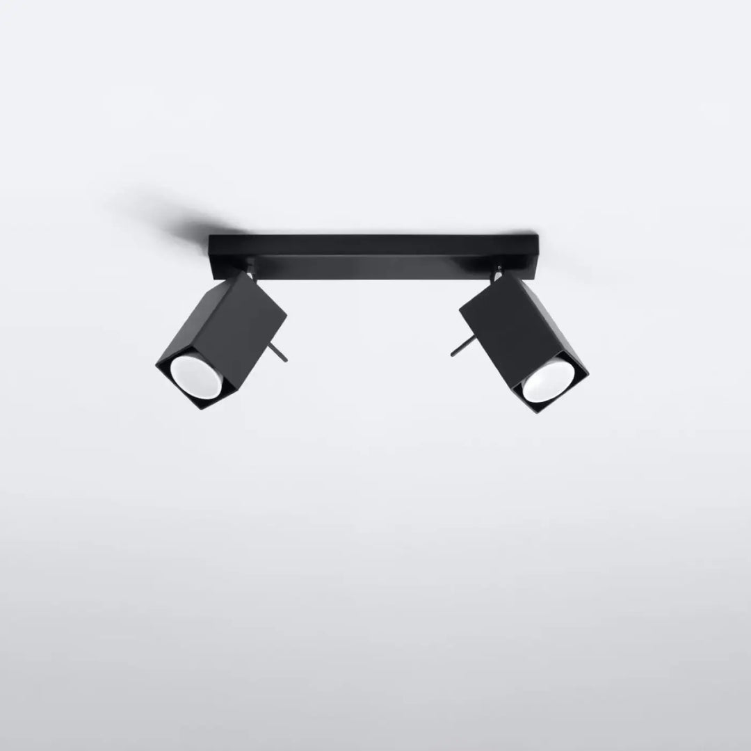 Plafonnier moderne merida 2 noir à double spot mat avec design angulaire pour diriger précisément le flux lumineux