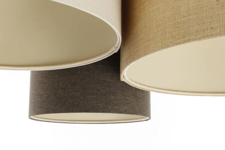 Luminaire plafond trio boho elegant avec trois abat-jour cylindriques naturel crème beige et graphite en tissu texturé