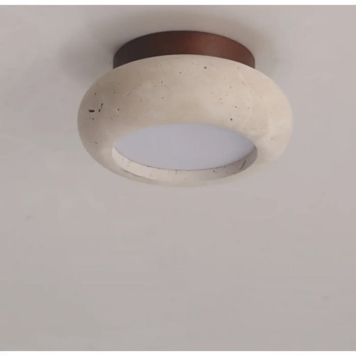 Luminaire plafonnier en travertin au style scandinave beige