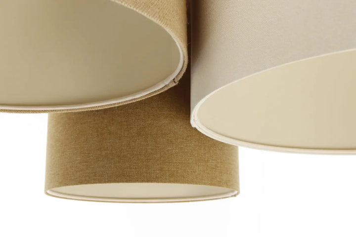 Luminaire plafonnier trio boho elegant avec abat-jour en tissu beige texturé et doublure intérieure crème naturelle