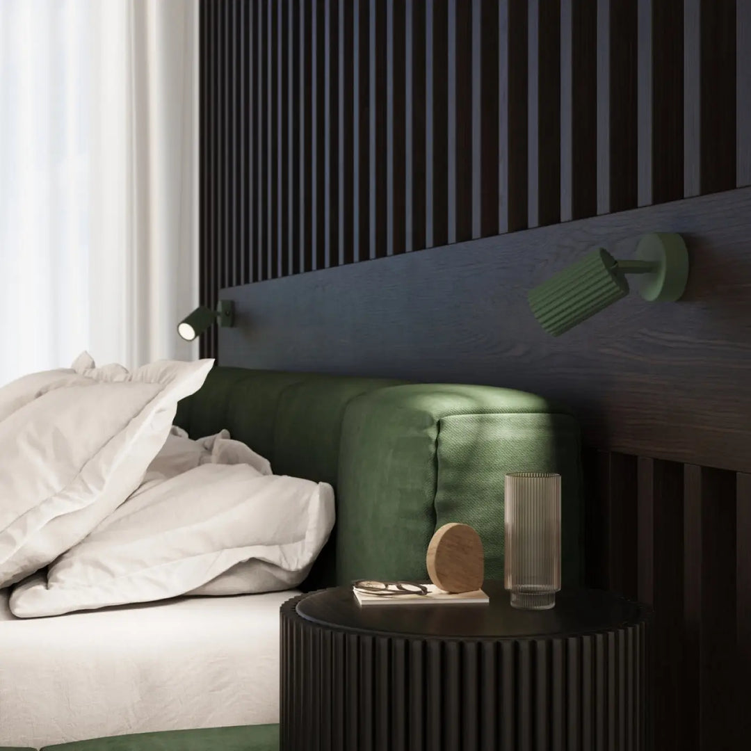 Plafonnier karbon allie design minimaliste vert olive avec tête de lit en tissu et appliques murales à ampoules gu10 interchangeables