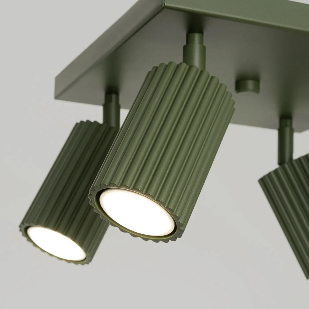 Luminaire plafonnier karbon allie vert olive avec ampoules gu10 interchangeables et design minimaliste mat
