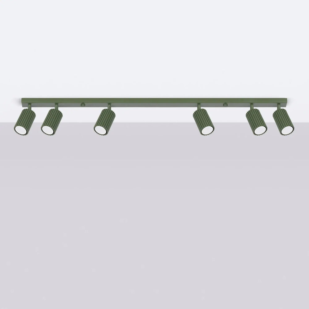 Luminaire plafonnier karbon allie vert olive avec six spots cylindriques en métal et ampoules gu10 interchangeables design minimaliste