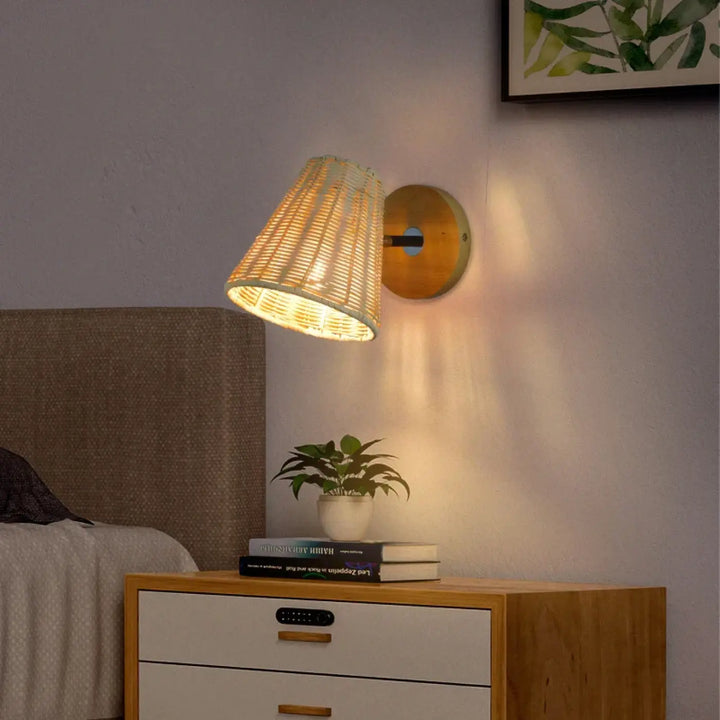 Petite Applique Murale En Rotin Clair Pour Tête De Lit Moderne
