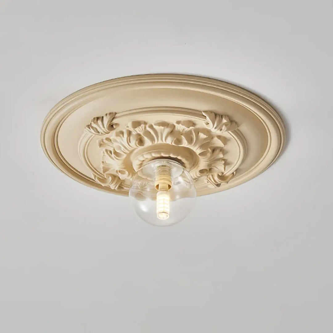 Plafonnier classique avec rosace décorative élégante teinte claire