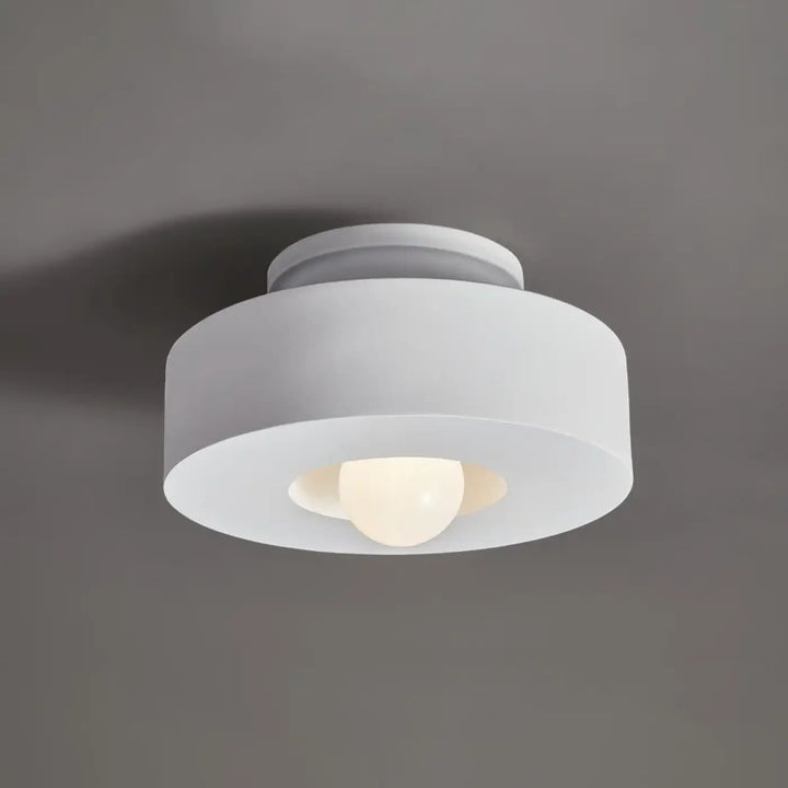 Plafonnier compact style scandinave au design moderne