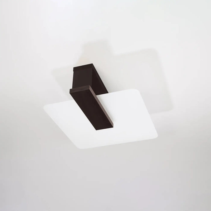 Luminaire plafonnier lappo en bois wenge avec design minimaliste noir et blanc, lampes surprenantes et lustre lappo élégant
