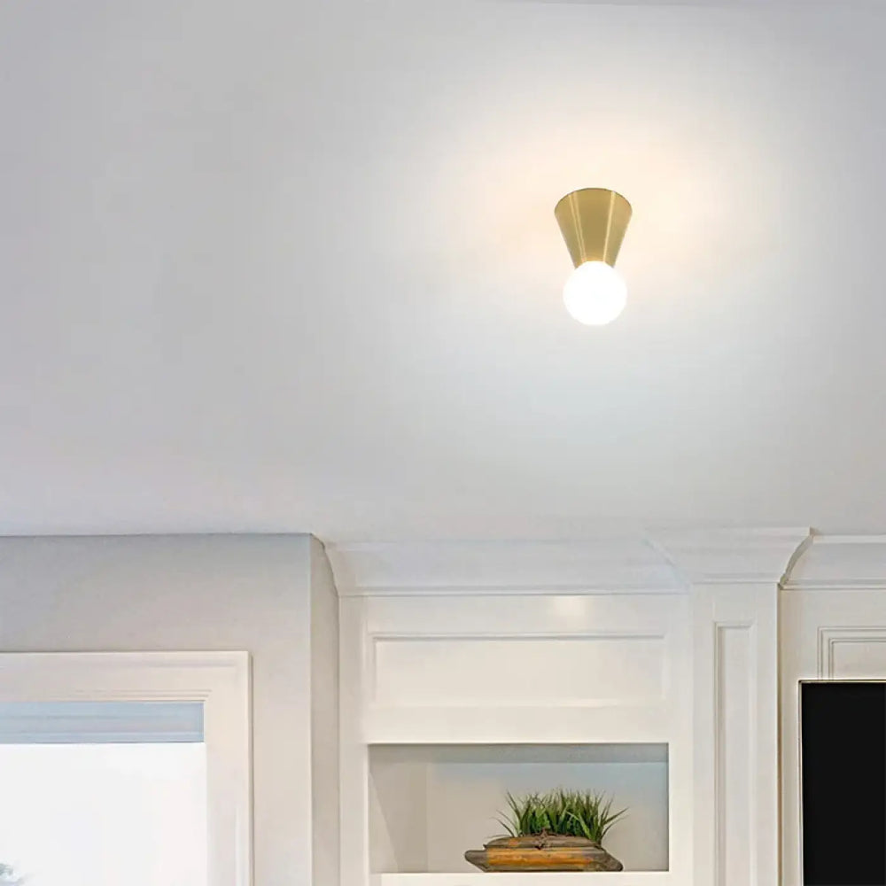 Plafonnier Design Minimaliste En Laiton Brossé

