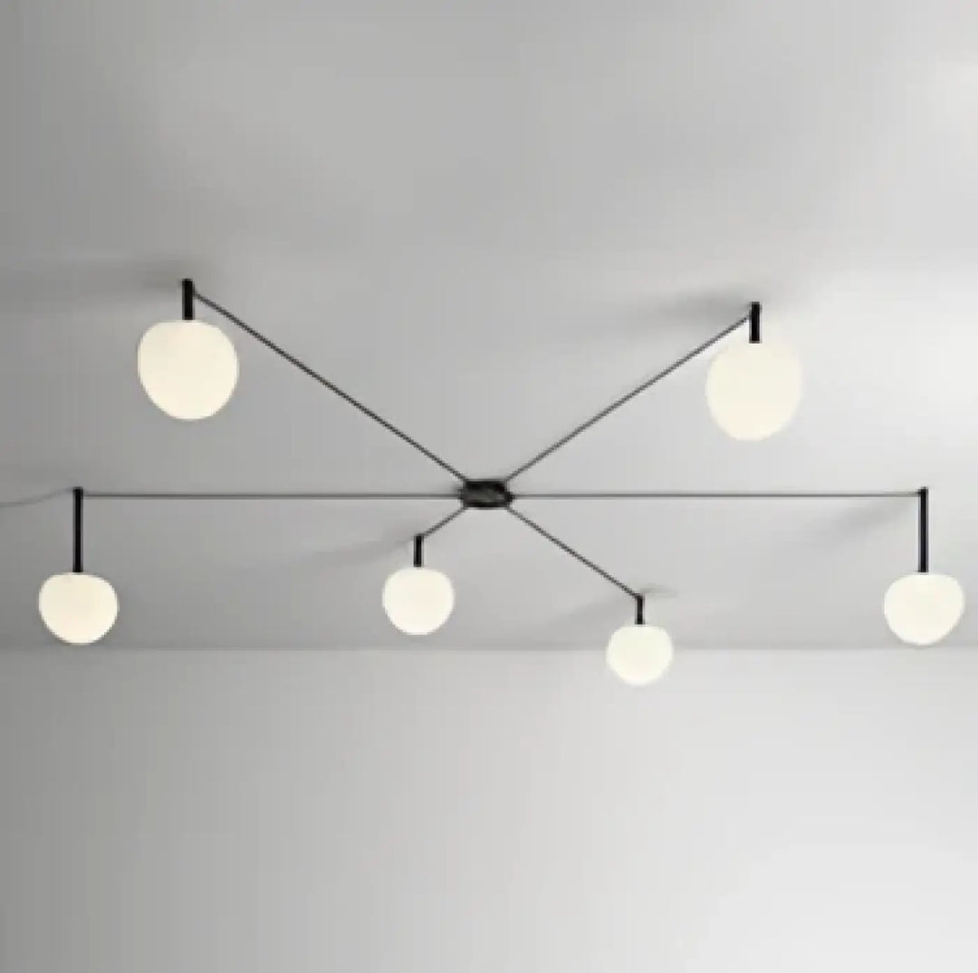 Suspension luminaire aiko en métal noir moderne avec globes en verre blanc pour plafonnier design et décoration intérieure univers déco