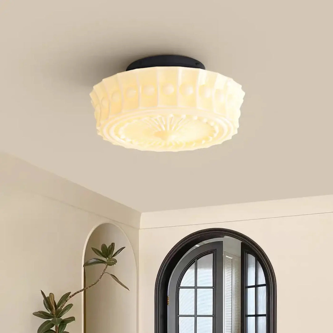 Plafonnier design rétro en verre sculpté ambiance raffinée