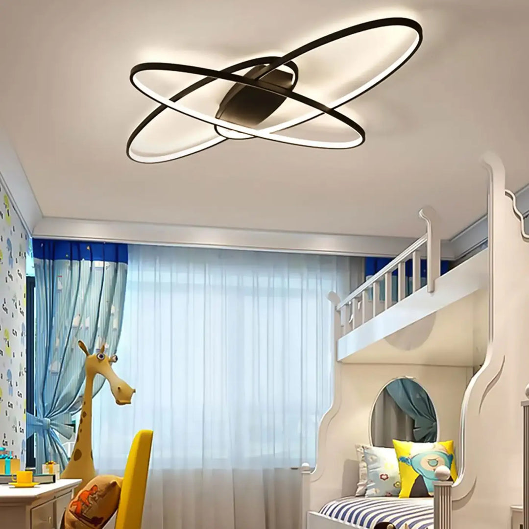 Plafonnier LED anneaux entrelacés style moderne futuriste

