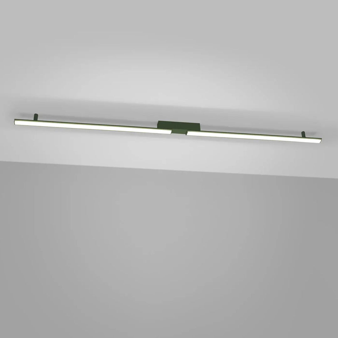 Plafonnier linéaire lagom en vert olive avec finition mate et trois longueurs, lumière 4000k, idéal pour design contemporain