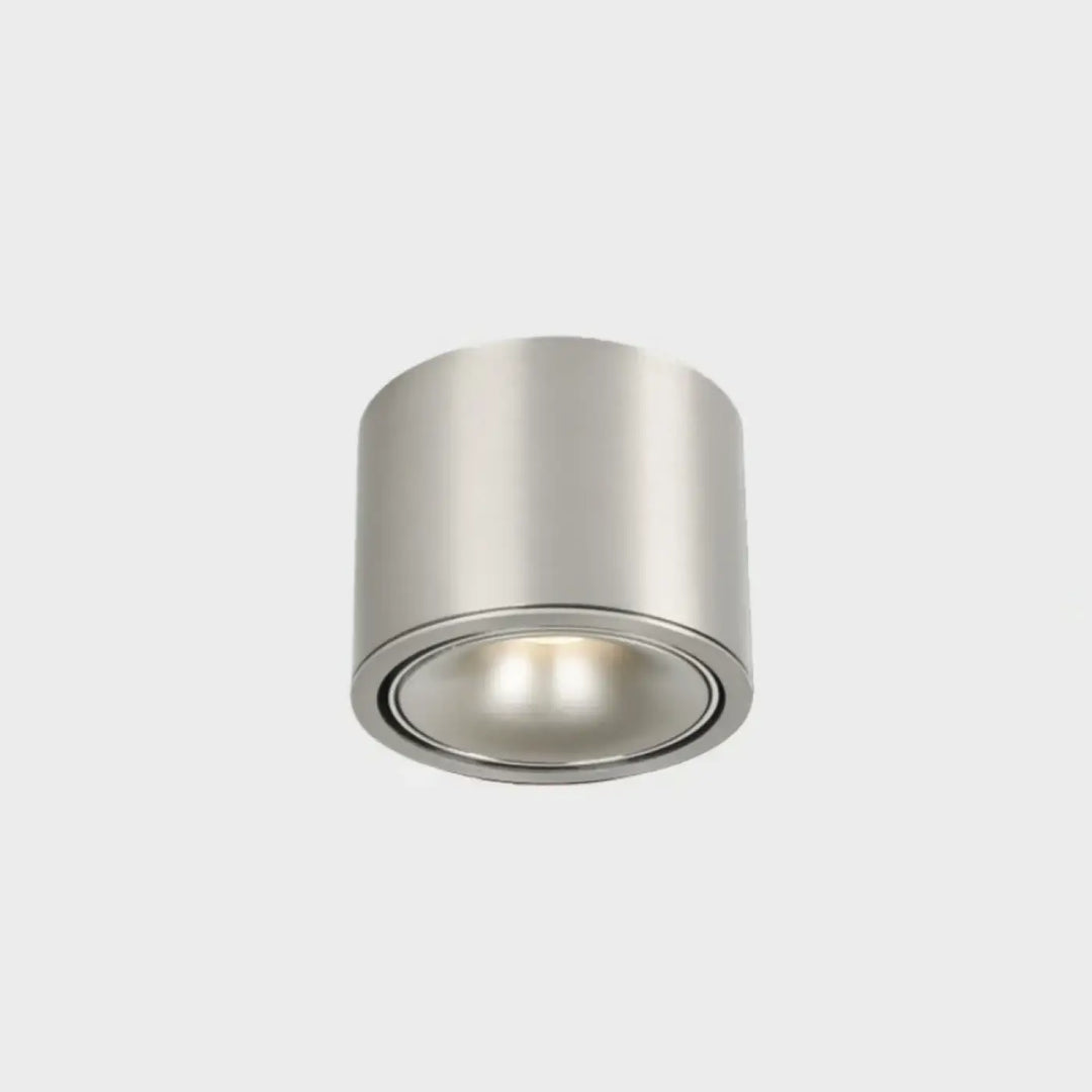 Luminaire plafonnier kryo éclairage encastré cylindrique moderne avec finition métallique brossée et flux lumineux variable d’un variateur