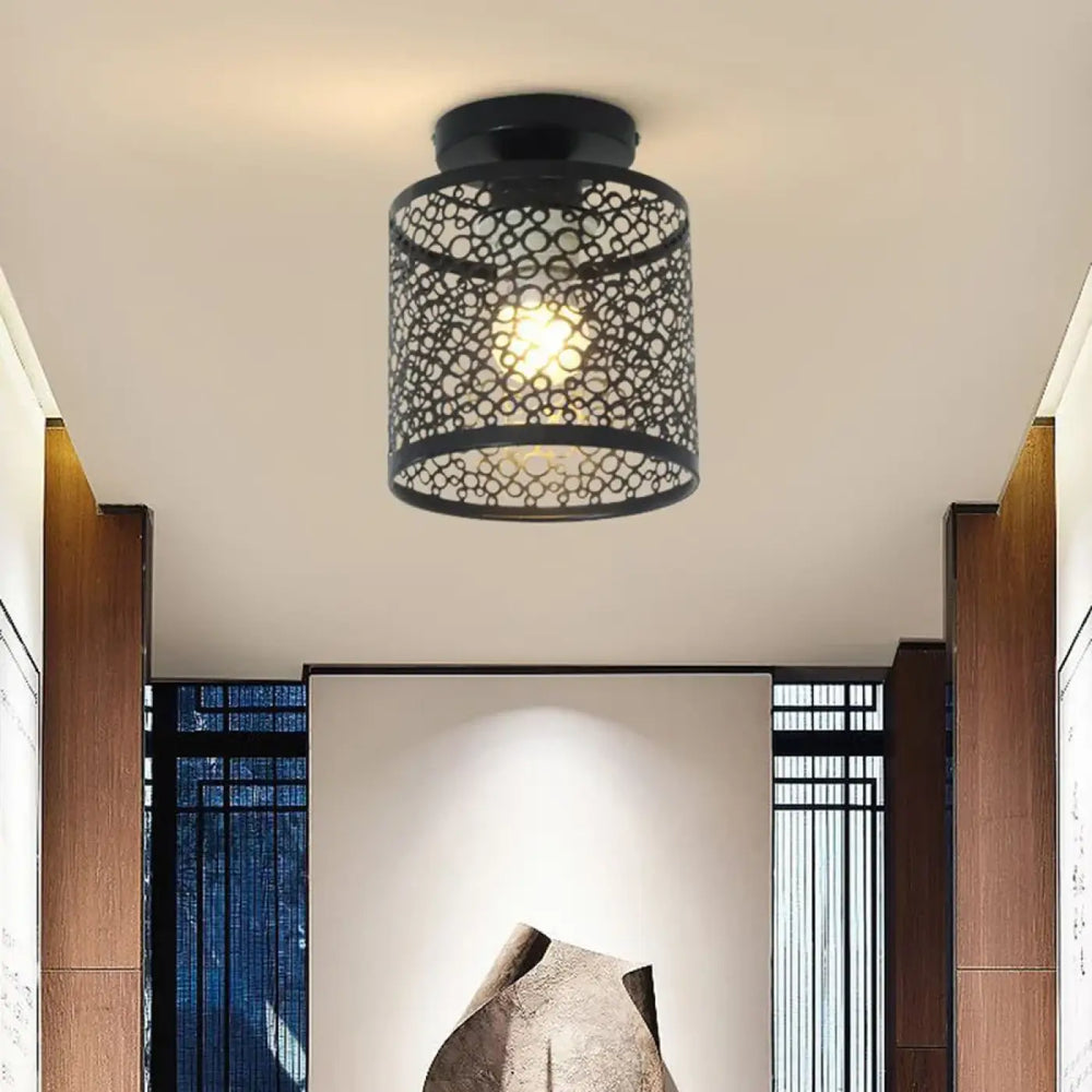 Plafonnier Noir Orientale À Motifs Découpés Pour Couloir Chic

