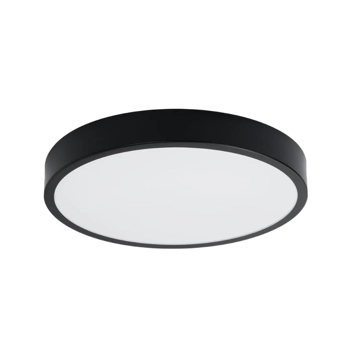 Luminaire plafonnier onyx 50 noir led 3000k avec plafond rond et panneau de verre dépoli pour une recherche d’un éclairage aux couleurs intemporelles