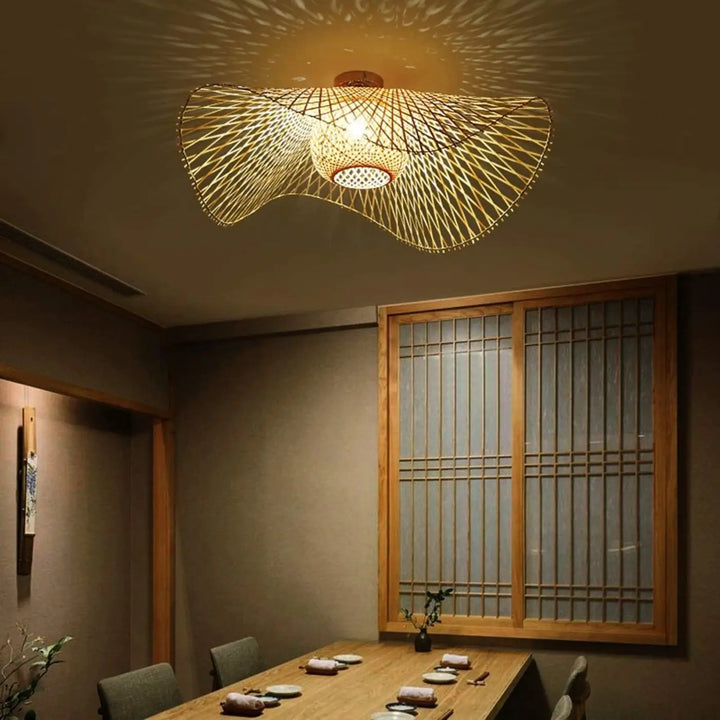 Plafonnier En Rotin Sculptural Design Artisanal
