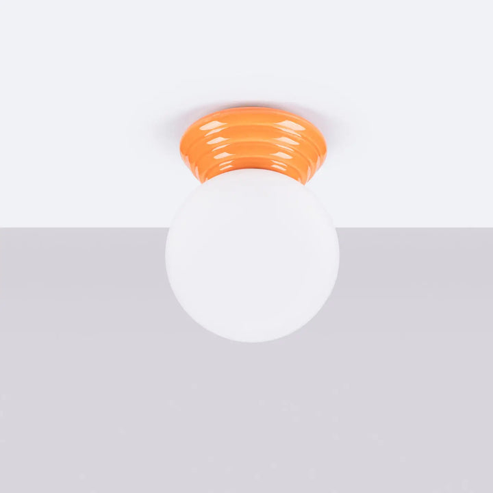 Plafonnier lampe zori orange avec abat-jour sphérique en verre blanc pour une belle décoration aux qualités esthétiques