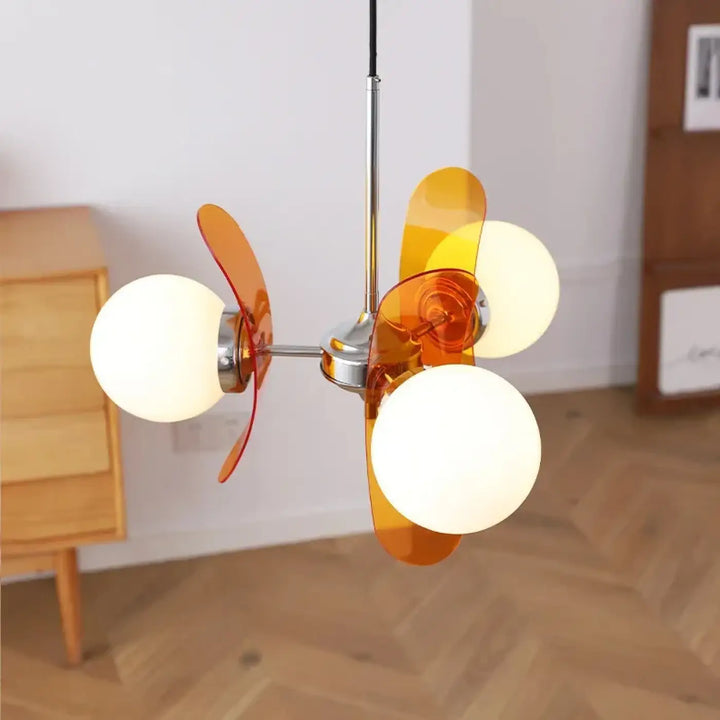 Suspension acrylique design sculptural et verre style raffiné