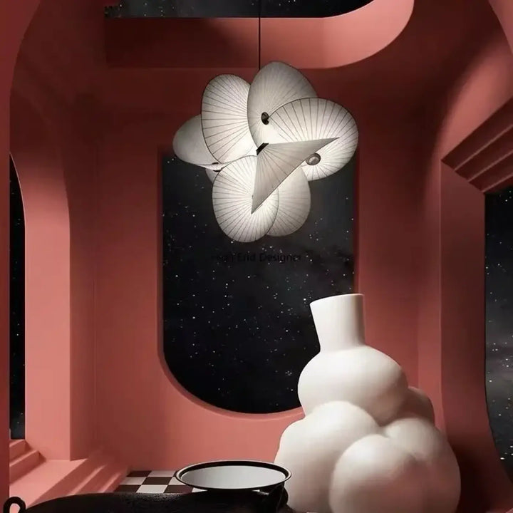 Suspension Blanche Design Sculptural Formes Ailées Moderne Chic

