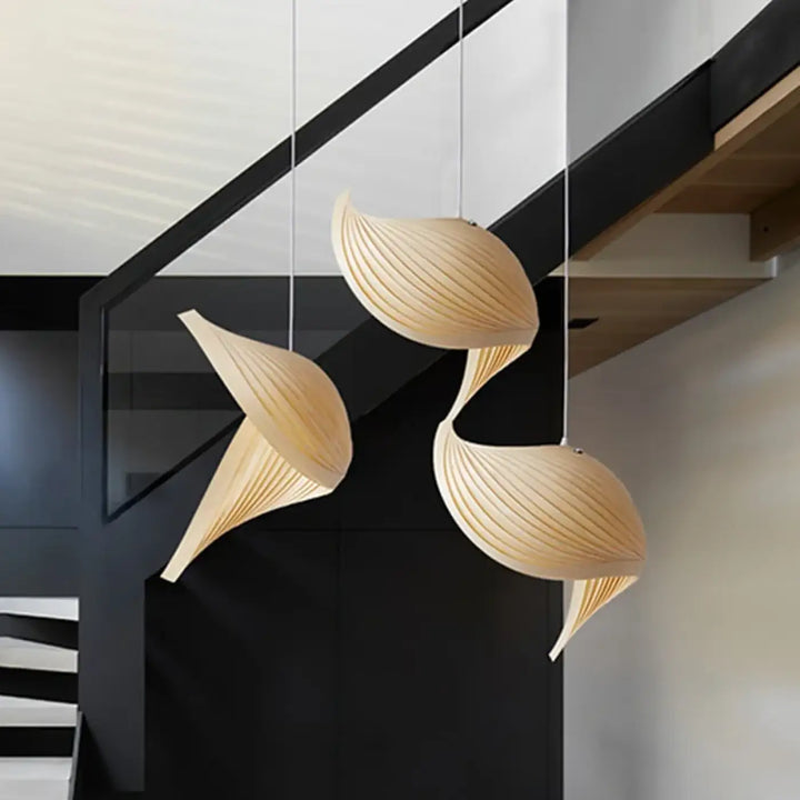 Suspension blanche forme organique design sculptural moderne

